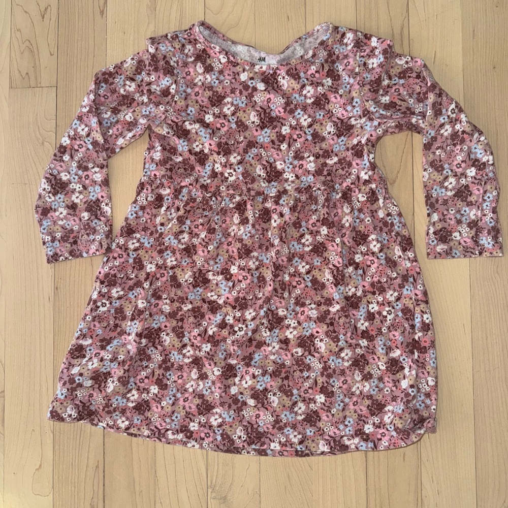 5/$25 H&M Floral Long Sleeve Jersey Dress